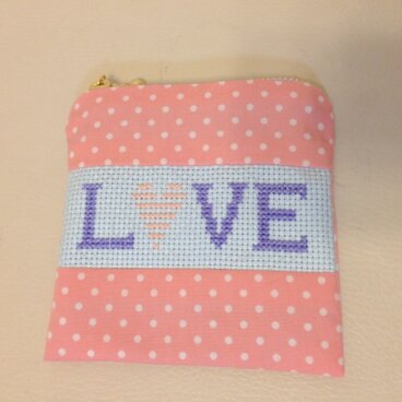 ミニミニLOVEポーチ（ファスナー付き）