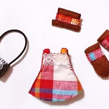 ﾌｪﾙﾄ人形用の着せ替え服NO.25