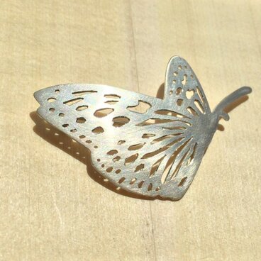 アサギマダラ　シルバーブローチ