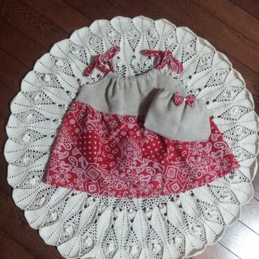 キャミソールとパンツ(バンダナ柄)