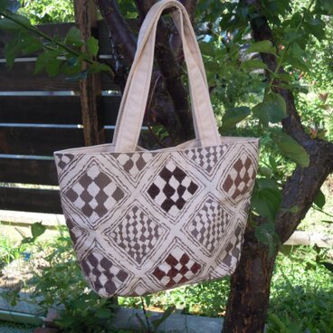 西陣織り　トートバッグ（パッチワーク風）