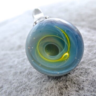 ギャラクシー☆.:*・ミニマーブルのガラスペンダントトップ