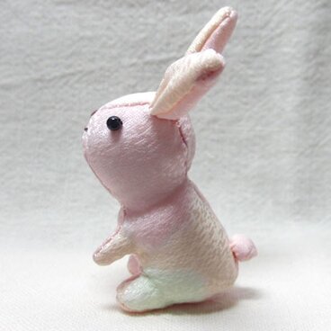 うさぎ置物（ぬいぐるみ）その3