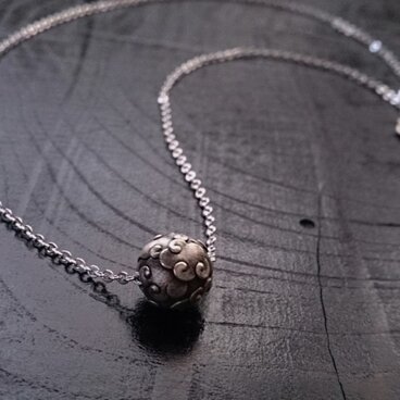 雲珠ネックレス