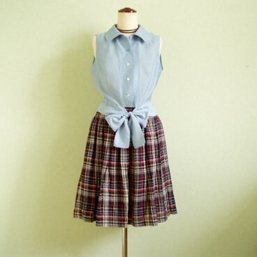 sold　水色ローンウエスト結びブラウス＆タックギャザースカート