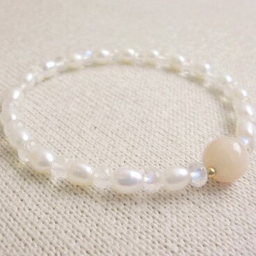 〜一点物〜細〜米型淡水パールとムーンストーンのブレスレット