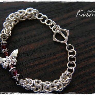 SV925 ガーネット＆バタフライ チェーンメイルブレスレット
