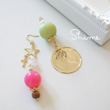 アシンメトリーコインと星のピアス