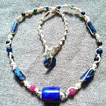 ラピスラズリ×カラフルパワーストーン マクラメネックレス