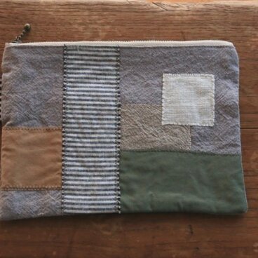 外ポケット付き配色ポーチ　グレー　　