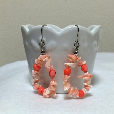 コーラル（染め） ピアス