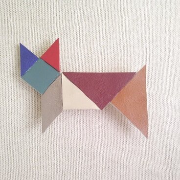 〜一点物〜本革マフラーブローチ～「タングラムーー狐」