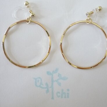 シンプルリングイヤリング