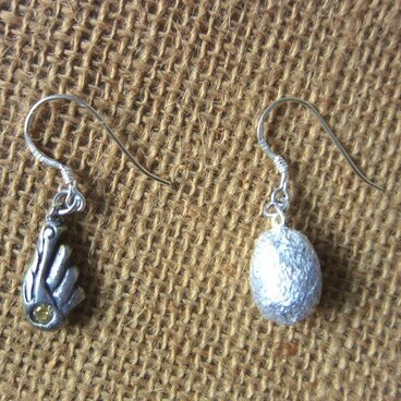 卵と翼【シルバーピアス】