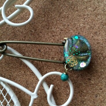 小鳥のストールピン（小さめ）