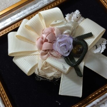 ヘアピンブローチ（アンティークボタン）〜シエルライン〜