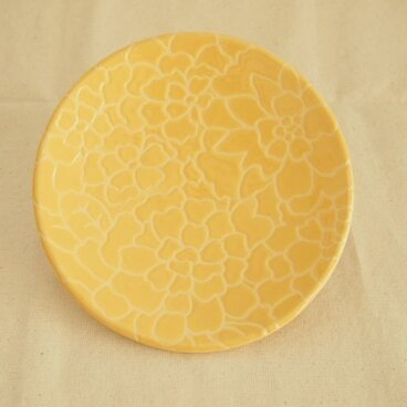 中皿（いちょう色）