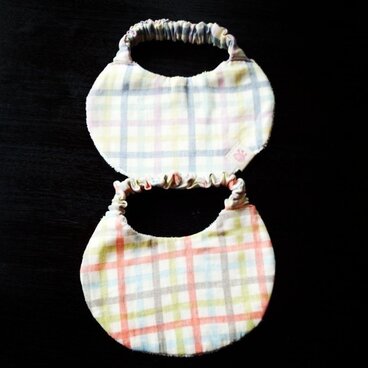 【便利】赤ちゃんに優しい素材でできた可愛いスタイ