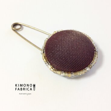 シルクとビーズの輝きストールピン（西陣織：金茶）