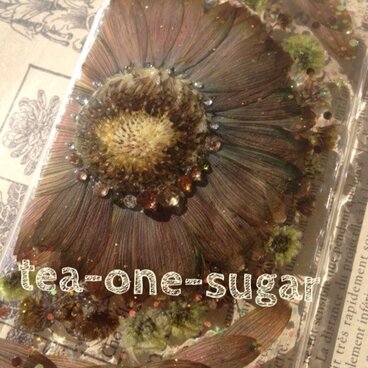 新作カーキ色押し花iPhone6