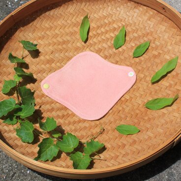 オーガニックコットンライナー 布ナプ草木染（茜染め）冷え取り　暖か　経血コントロールにお勧め！