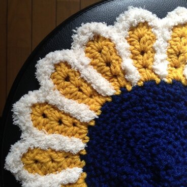 まるでお花畑シートクッション  ネイビー