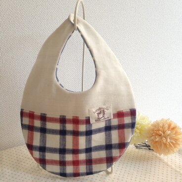 トリコロールチェックのビンテージ風ツートンスタイ