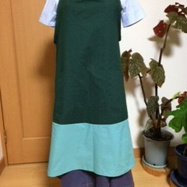 わたこさんリバーシブルエプロン