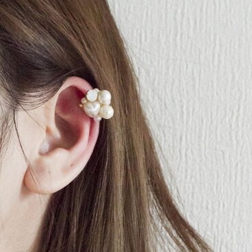 【再々販】ハートパールのビジューイヤーカフ・ホワイト