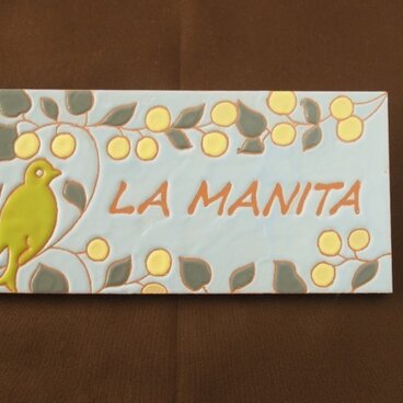 【受注生産品】タイルドアプレート（鳥・水色）