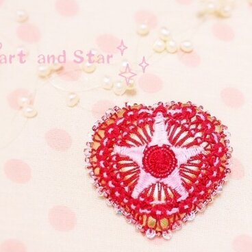 テネリフレースのハートブローチ