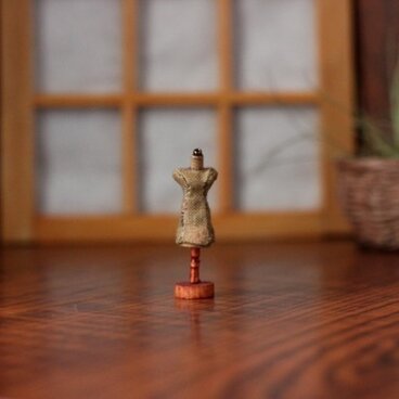 ミニチュア　トルソー、ブラウン２