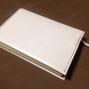 山羊革の文庫本ブックカバー