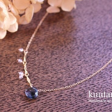 ロンドンブルートパーズの凍てつく氷ネックレス(14kgf)