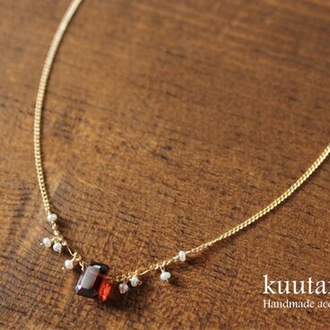 ガーネットのファセットカットネックレス(14kgf)