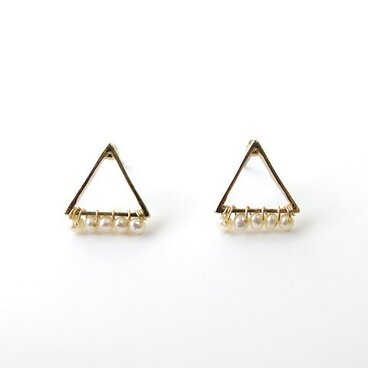 さんかくメタル×パールポストピアス No.675