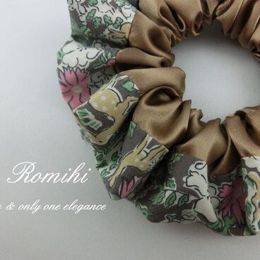 ☆リバティファーガスとローアンバーサテンの組合せシュシュ☆