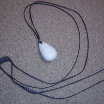 ヒノキの雫ペンダント