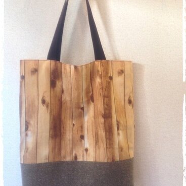 あたたかな木のぬくもりバッグ