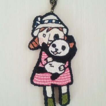 パンダを抱っこ(バッグチェーン)