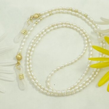 淡水真珠メガネストラップ