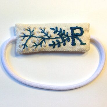 刺繍ヘアゴム・R
