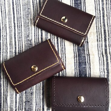 カラーステッチのキーケース（６連）