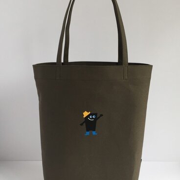 アランの縦型トート・カーキ