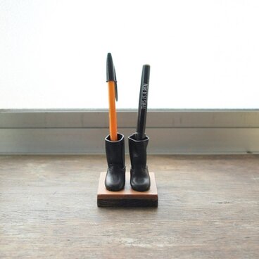エンジニアブーツのペン立て　黒