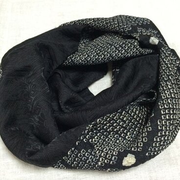 絞り着物リメイクマフラー 黒系（シェリール様専用）