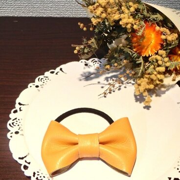 シンプル革リボン＊へアゴム【サンフラワーイエロー】