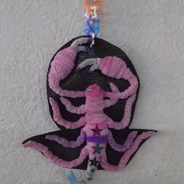 サソリチャーム