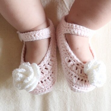 手編みファーストシューズ