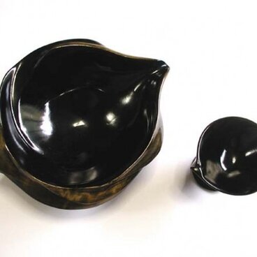 渦をイメージした酒器セット